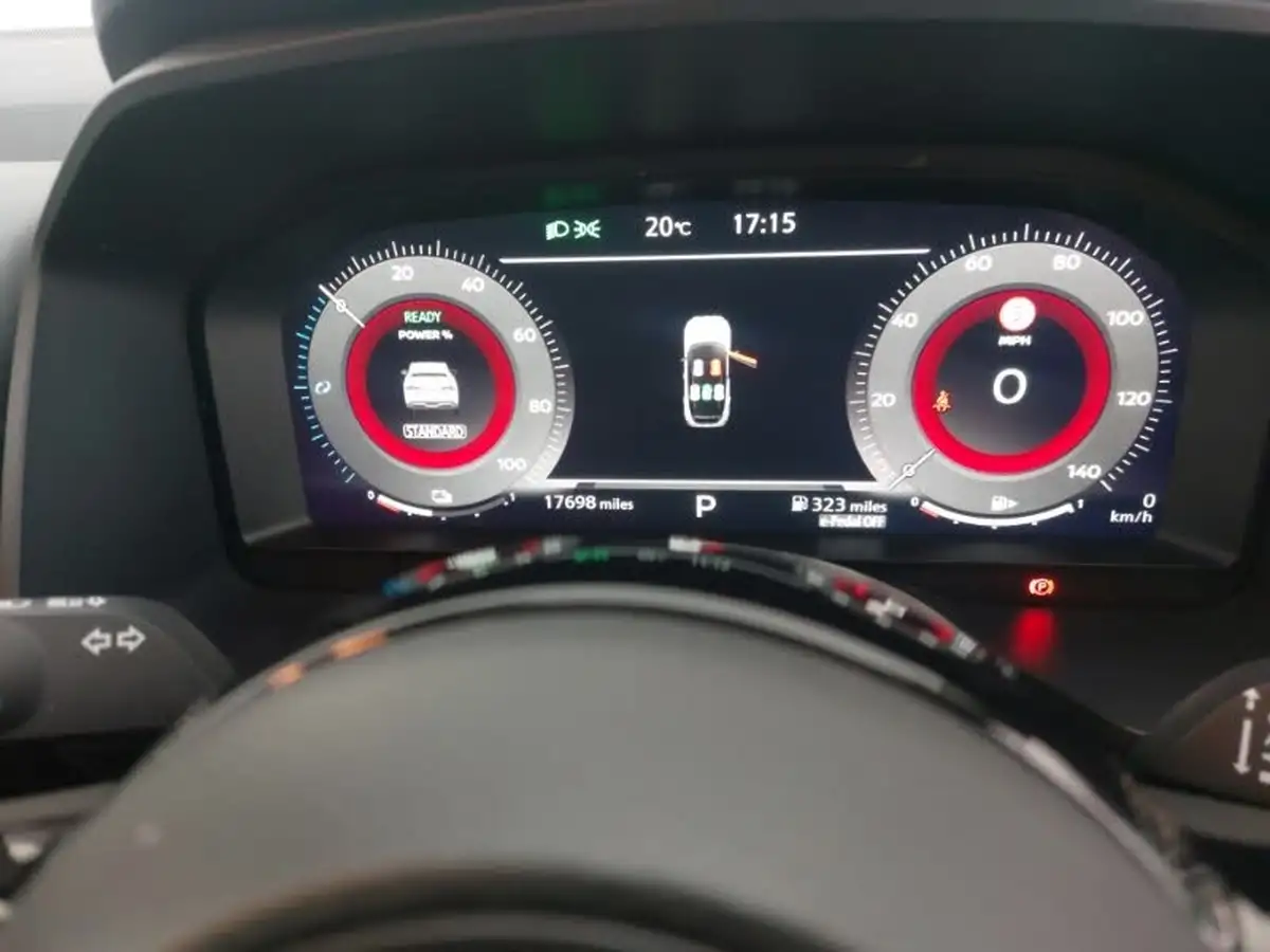 2024-nissan-qashqai-15-n-connecta-big-10