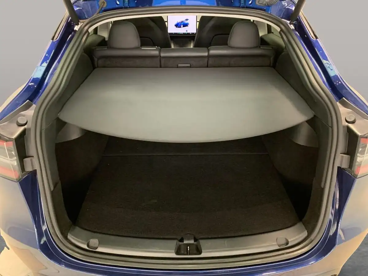 2022-tesla-model-y-e-long-range-big-43