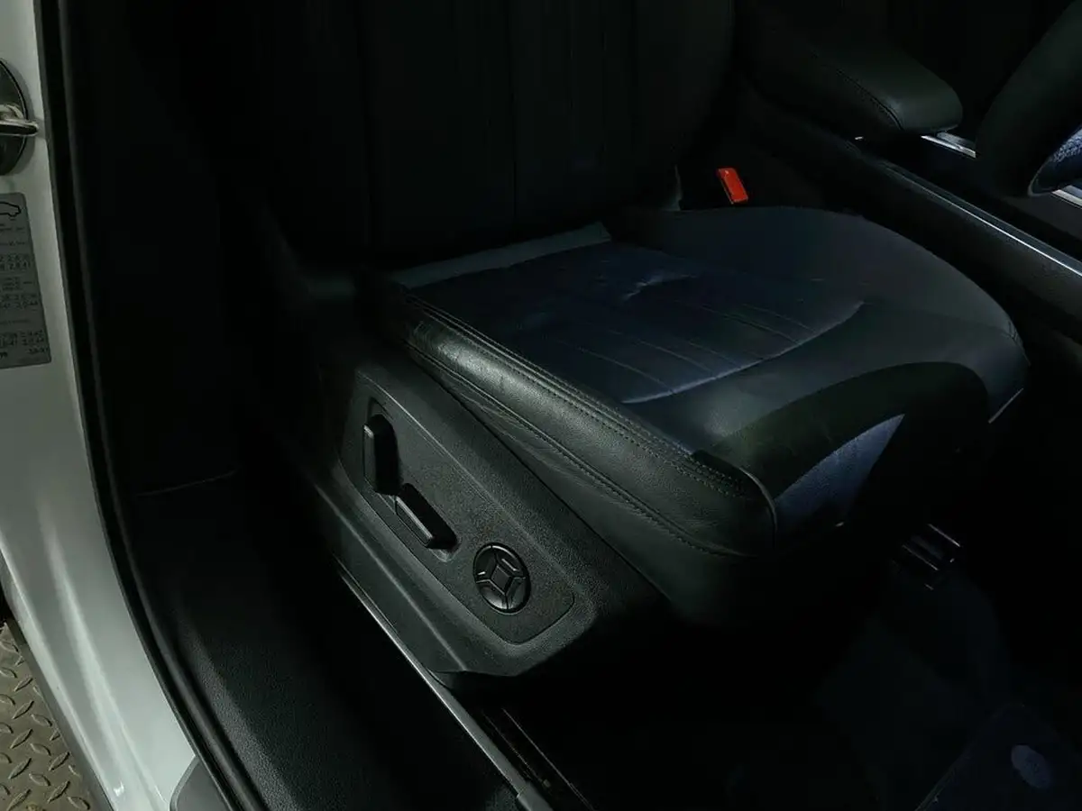 2022-audi-e-tron-55e-technik-station-wagon-big-25