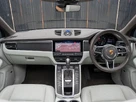 2021-porsche-macan-20-245ps-small-35