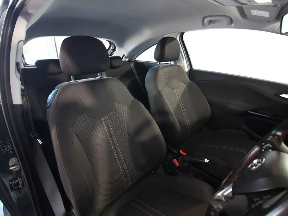 2017-vauxhall-corsa-14i-sri-vx-line-75ps-ecoflex-3d-big-9