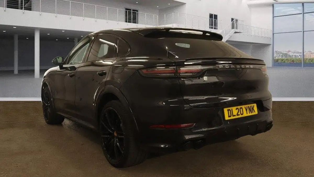 2020-porsche-cayenne-30-v6-e-hybrid-462ps-coupe-big-3