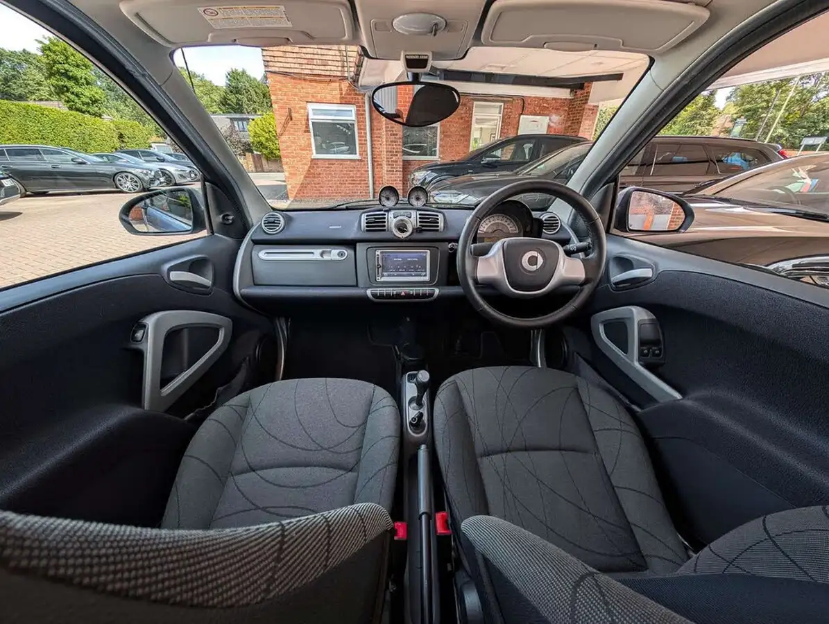 2013-smart-fortwo-08td-passion-coupe-big-21