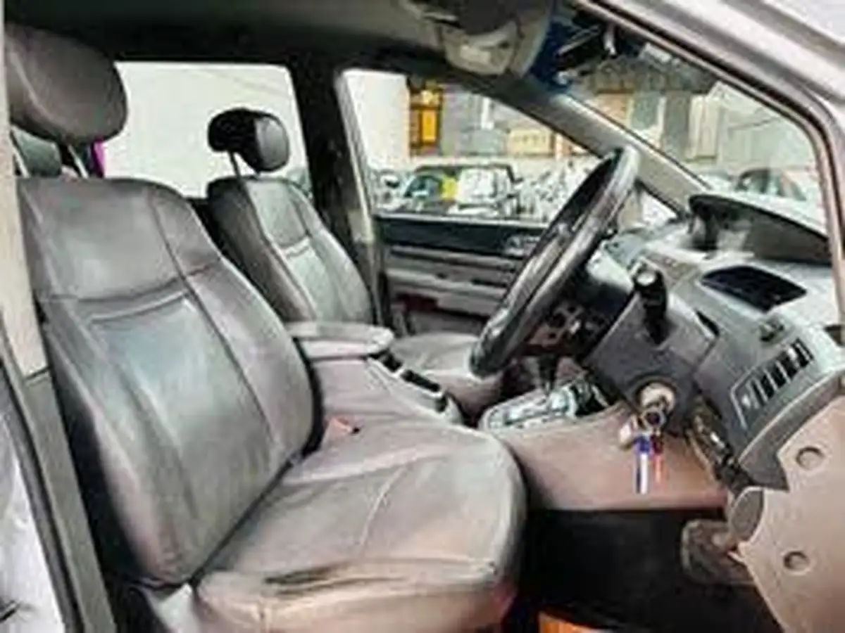 2014-kgm-ssangyong-turismo-20td-es-t-tronic-big-8