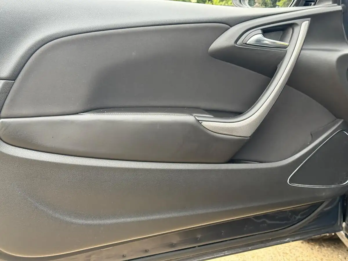 2013-vauxhall-cascada-20cdti-se-ss-big-33
