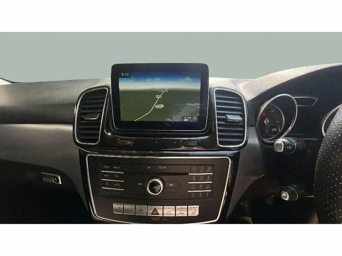 2016-mercedes-benz-gle-class-21d-gle250d-sport-big-18