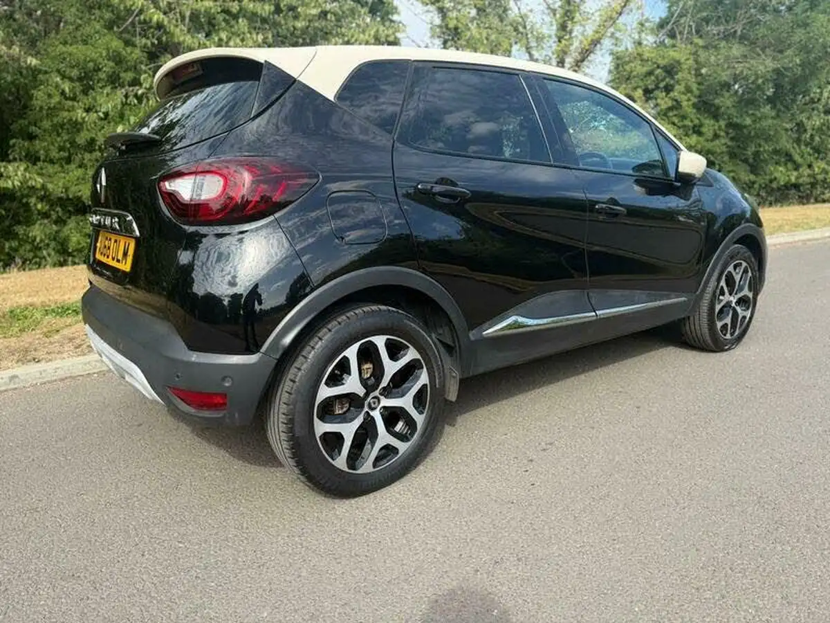 2018-renault-captur-09-tce-gt-line-big-10