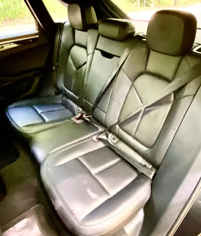 2016-porsche-macan-20-big-24