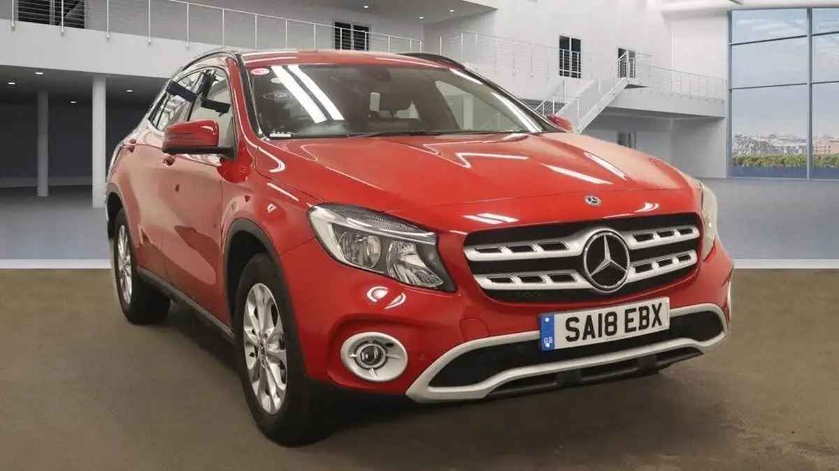 2018-mercedes-benz-gla-class-16-gla-200-se-154bhp-executive-7g-dct-big-4