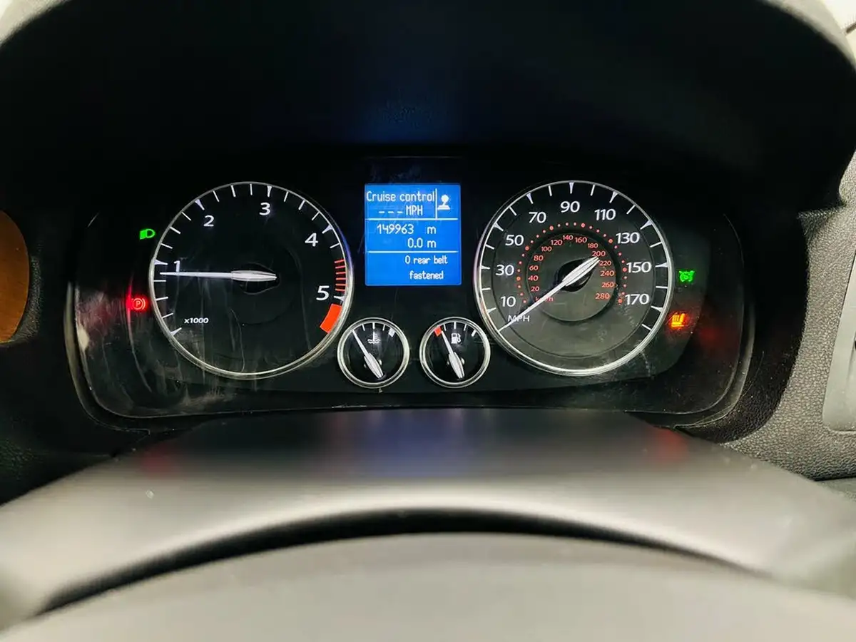 2008-renault-laguna-20td-initiale-150-hatchback-big-14