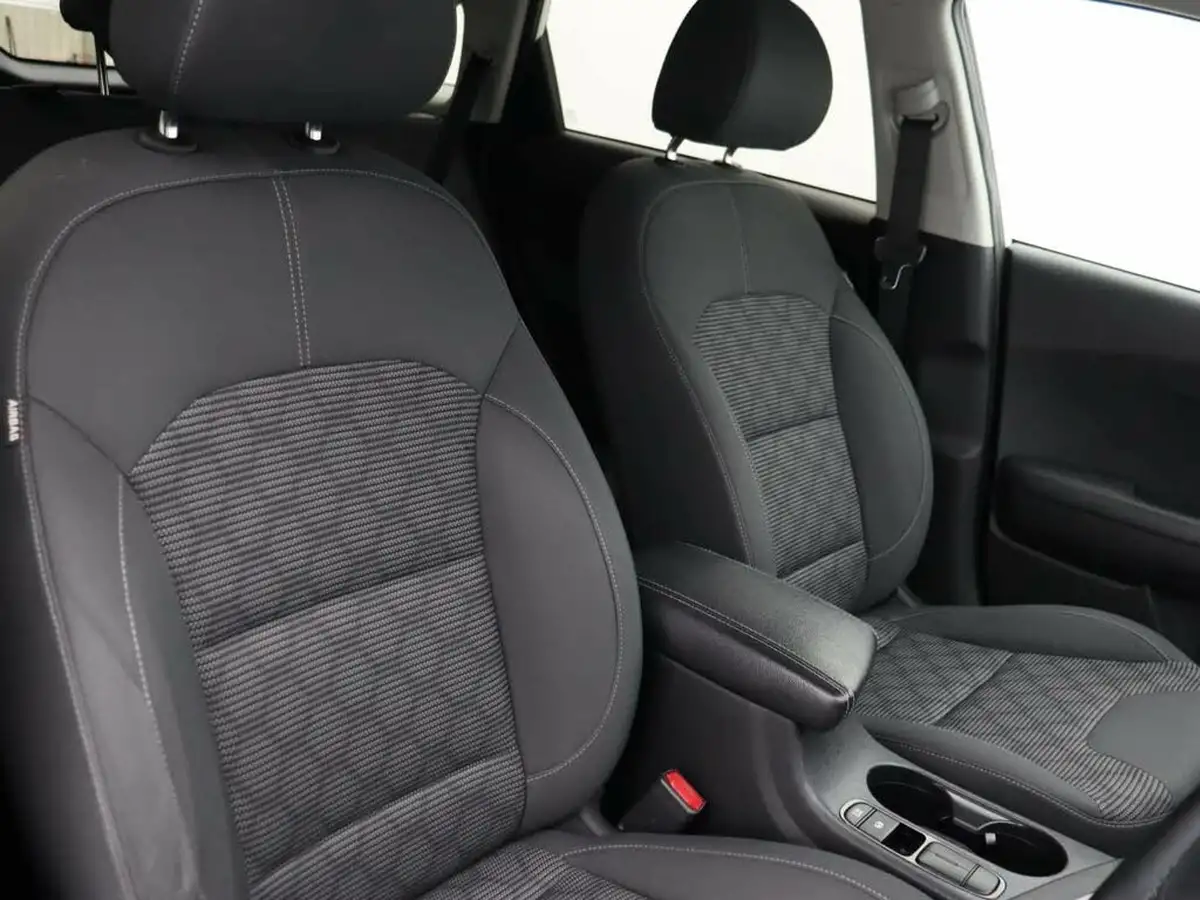 2022-kia-niro-16-gdi-2-139bhp-156kwh-big-8