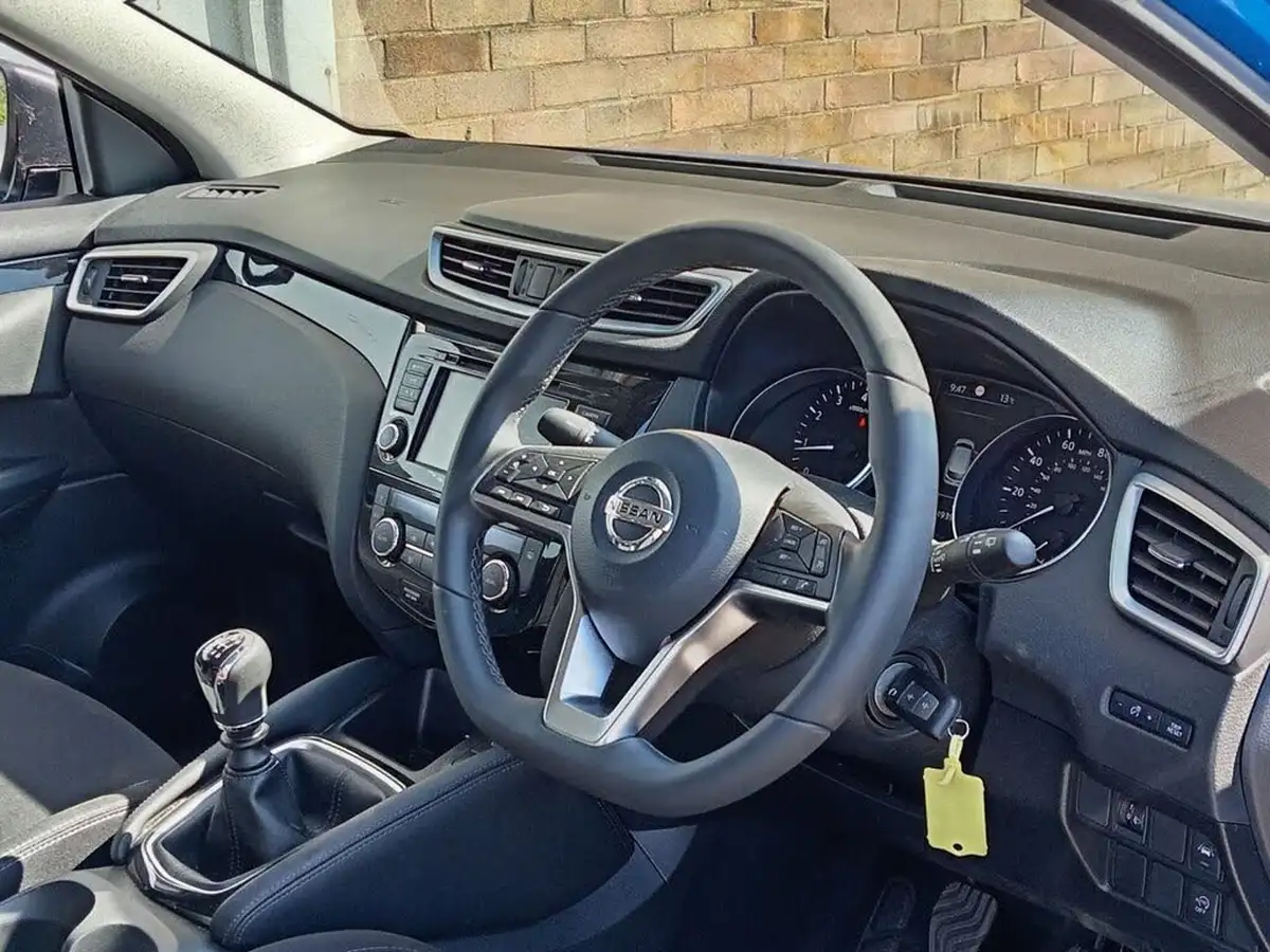 2020-nissan-qashqai-13-dig-t-acenta-premium-140ps-big-7
