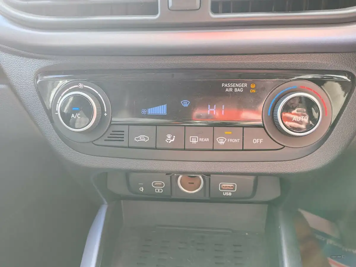 2024-hyundai-i10-10-premium-67ps-auto-big-17