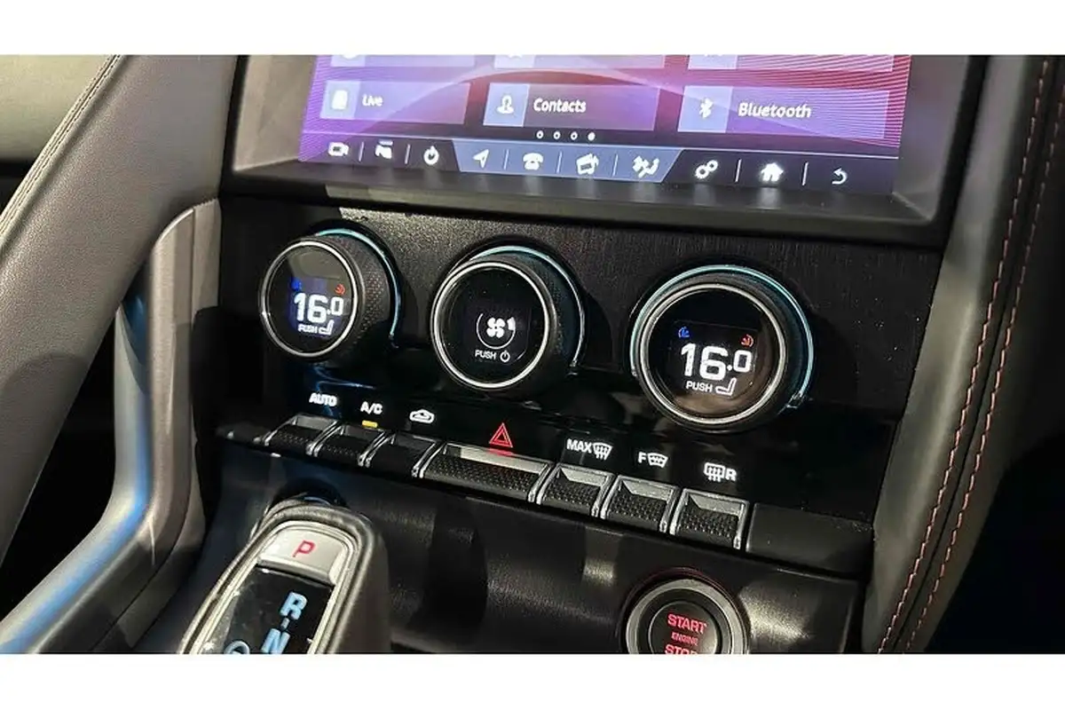 2019-jaguar-f-type-20-i4-chequered-flag-coupe-big-51