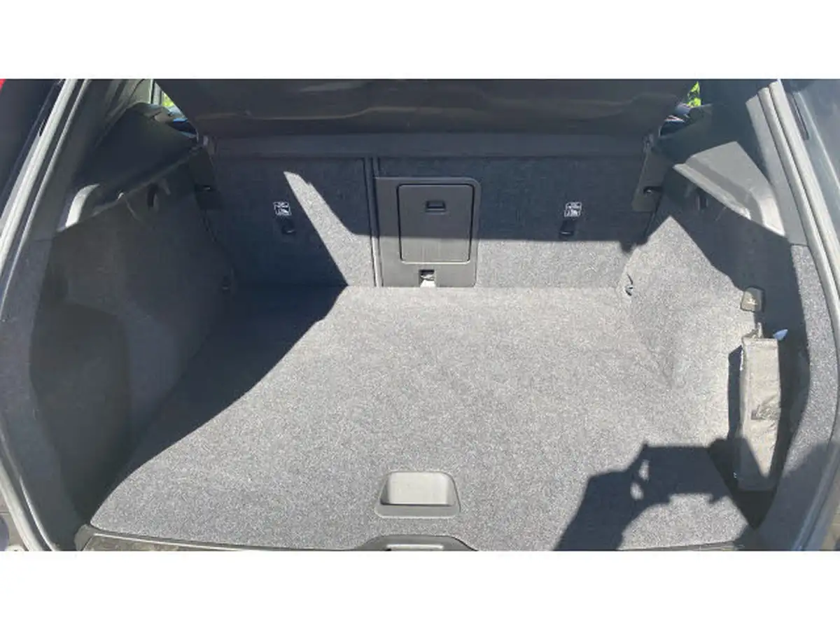 2021-volvo-xc40-15-t3-inscription-pro-161bhp-auto-big-16