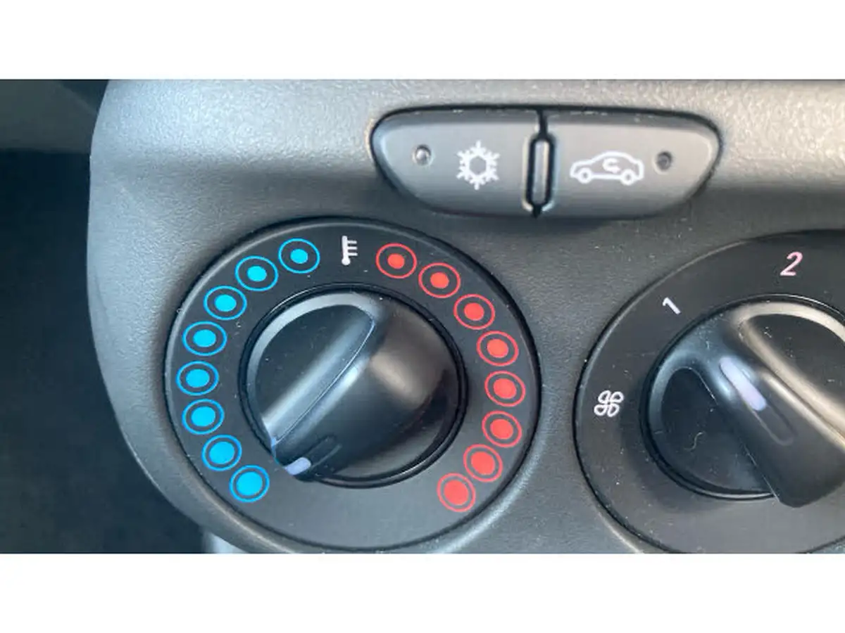 2017-vauxhall-corsa-14i-energy-75ps-ecoflex-ac-3d-big-26