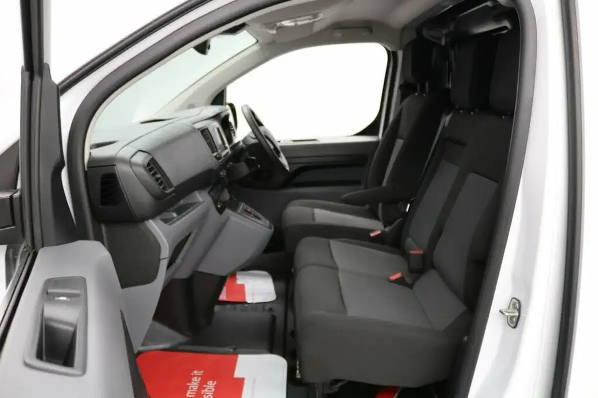 2021-peugeot-expert-e-professional-standard-75kwh-panel-big-24