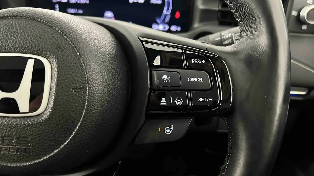 2024-honda-eny1-e-advance-big-17