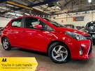 2015-toyota-yaris-15-vvt-i-icon-hybrid-small-0