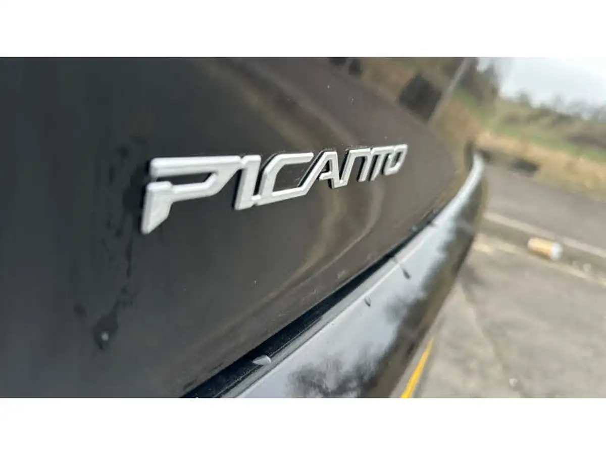 2024-kia-picanto-10-2-big-38
