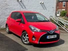 2017-toyota-yaris-15-vvt-i-icon-hybrid-small-1