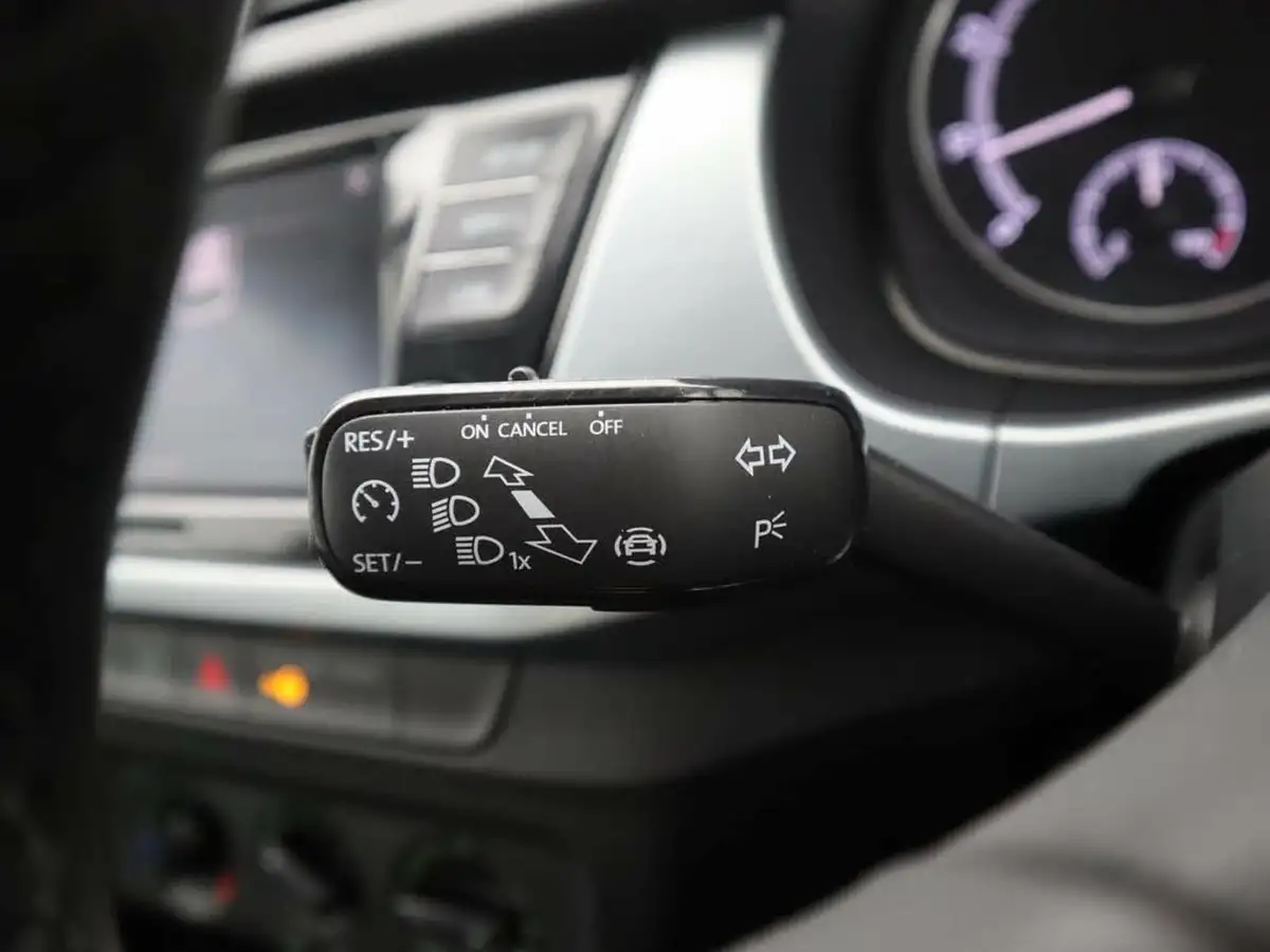 2019-skoda-fabia-10-mpi-colour-edition-75ps-ss-big-21