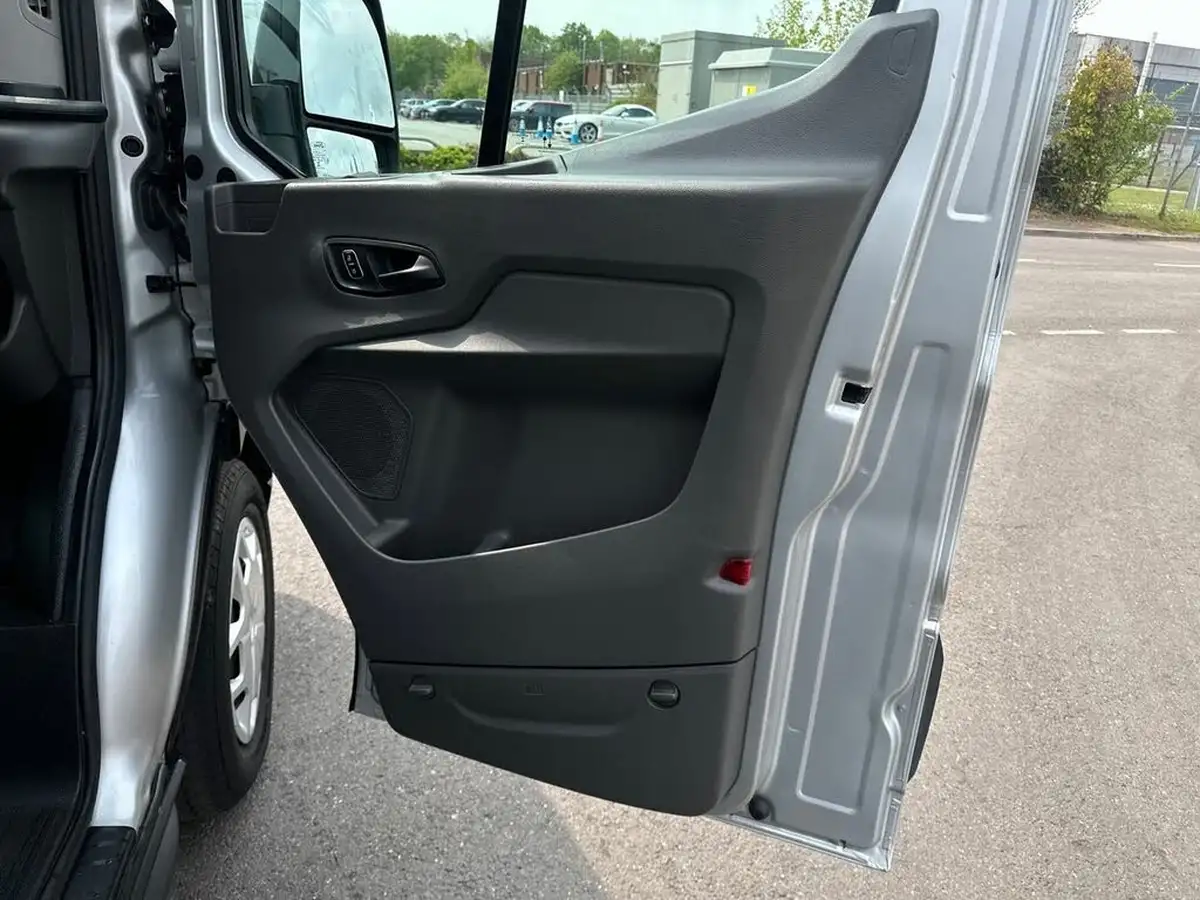 2023-ford-transit-20tdci-350-l4h3-trend-130pseu6d-rwd-panel-van-big-34