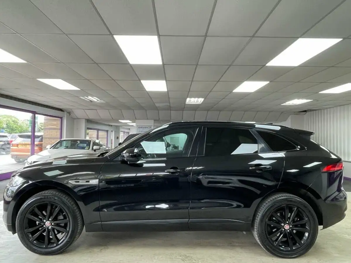 2018-jaguar-f-pace-20-i4d-r-sport-180ps-awd-auto-big-11