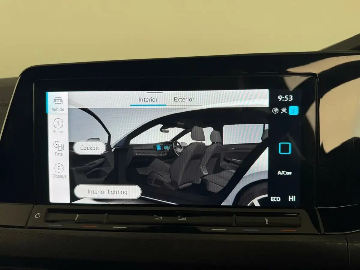 2021-volkswagen-golf-14-tsi-gte-big-46