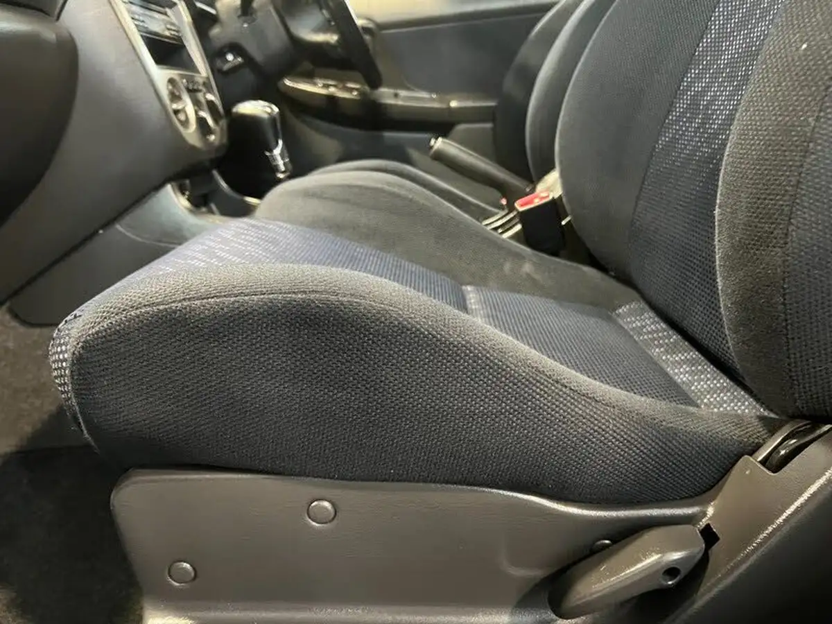 2002-subaru-impreza-20-gx-saloon-4d-auto-big-29