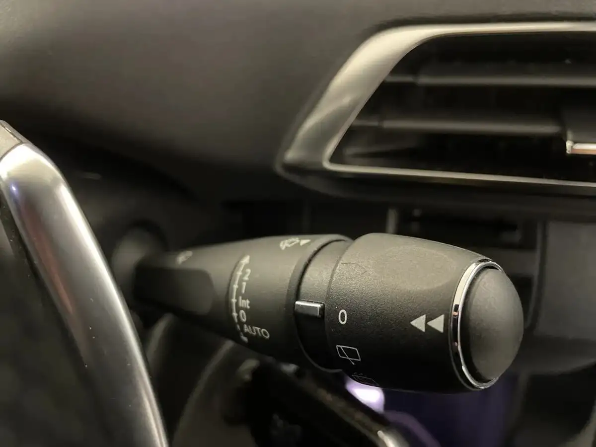2020-peugeot-5008-suv-15-bluehdi-gt-line-eat8-big-38