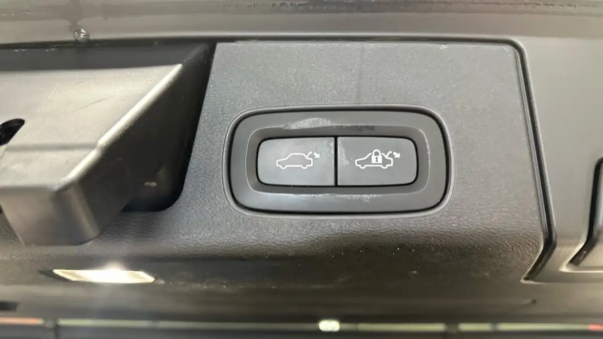 2022-volvo-xc60-20-t8-inscription-pro-455bhp-plug-in-hybrid-big-24