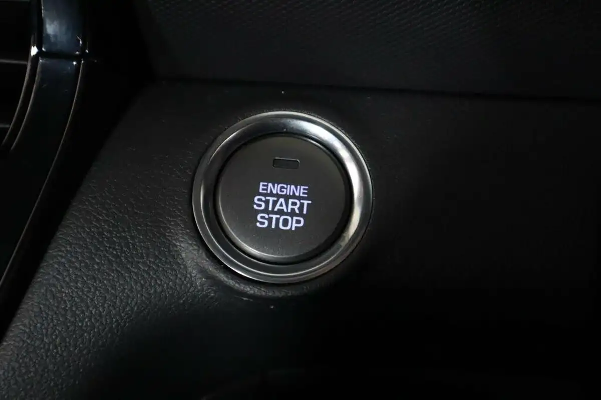 2021-hyundai-ioniq-16-gdi-premium-hybrid-big-18