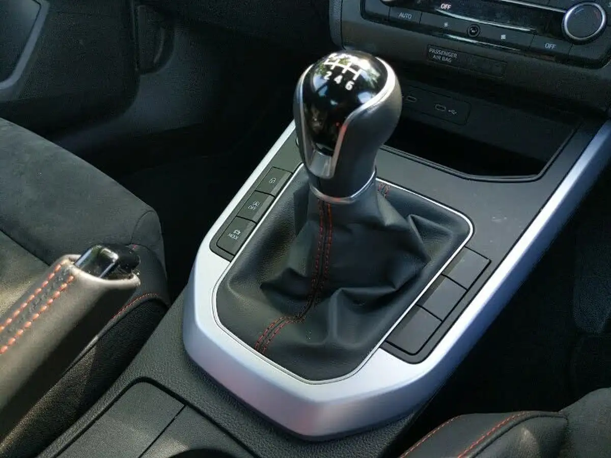 2022-seat-arona-10-tsi-fr-edition-big-11