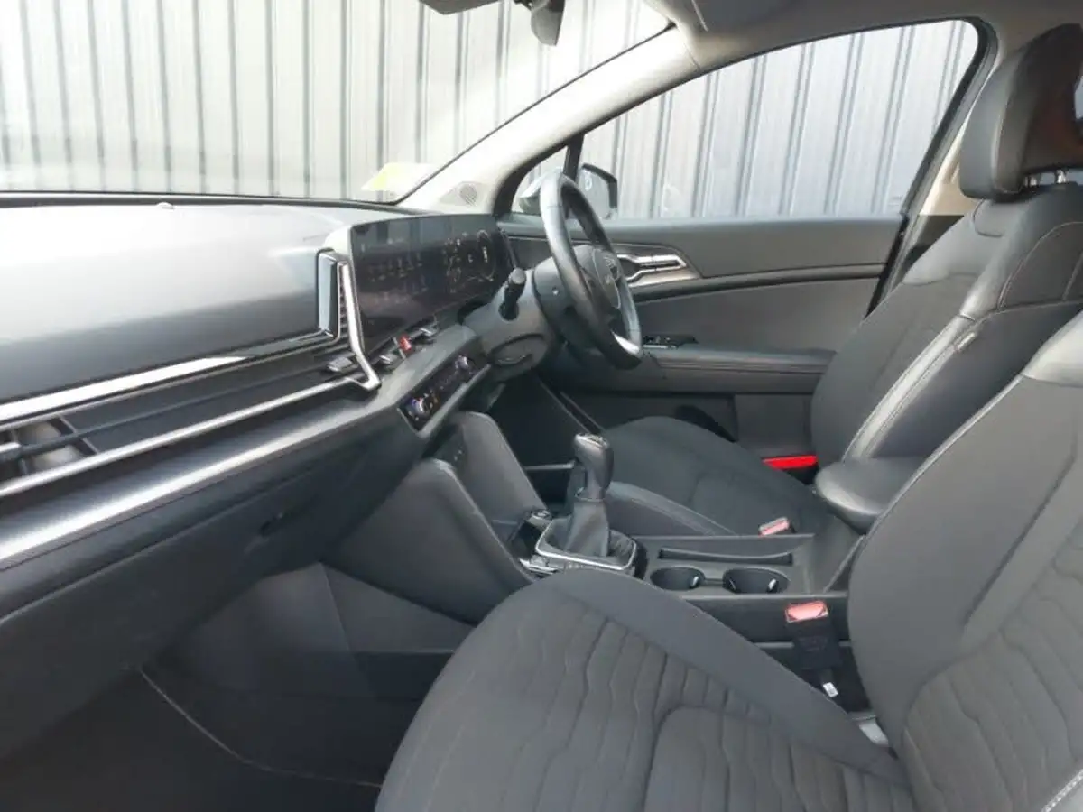 2022-kia-sportage-16-t-gdi-3-148bhp-1598cc-big-4