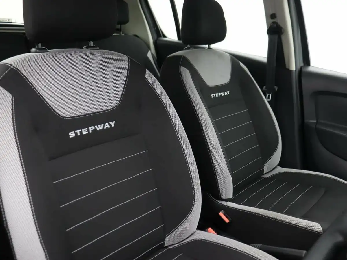 2019-dacia-sandero-stepway-09-tce-essential-big-9
