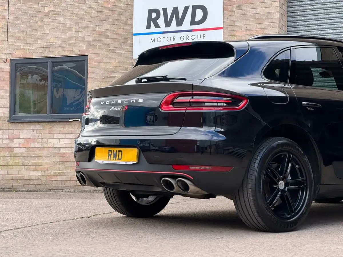 2016-porsche-macan-30td-s-big-30