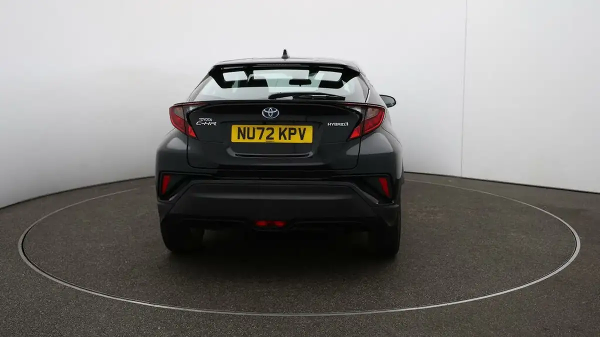 2022-toyota-c-hr-18-vvt-i-icon-big-50