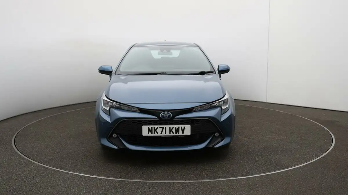 2021-toyota-corolla-18-vvt-i-icon-tech-trk-hatchback-5d-big-31