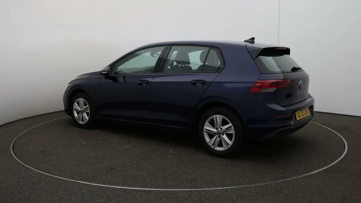 2022-volkswagen-golf-15-tsi-life-130ps-hatchback-big-27