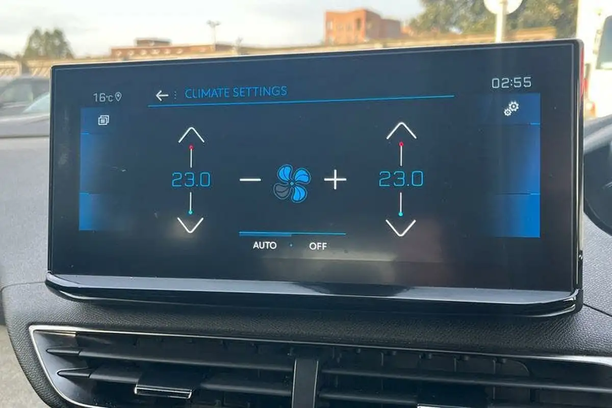 2022-peugeot-5008-suv-15-bluehdi-gt-premium-big-36