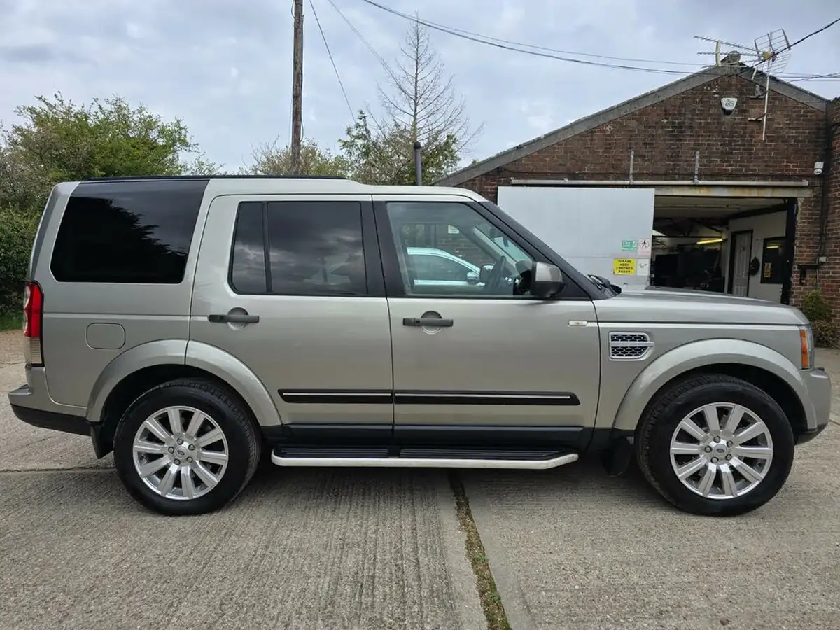 2011-land-rover-discovery-4-30td-hse-255bhp-4x4-auto-big-3