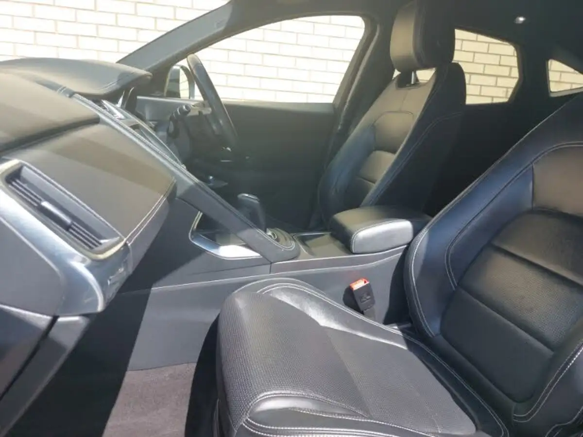 2019-jaguar-e-pace-20-i4d-r-dynamic-se-180ps-awd-auto-big-4