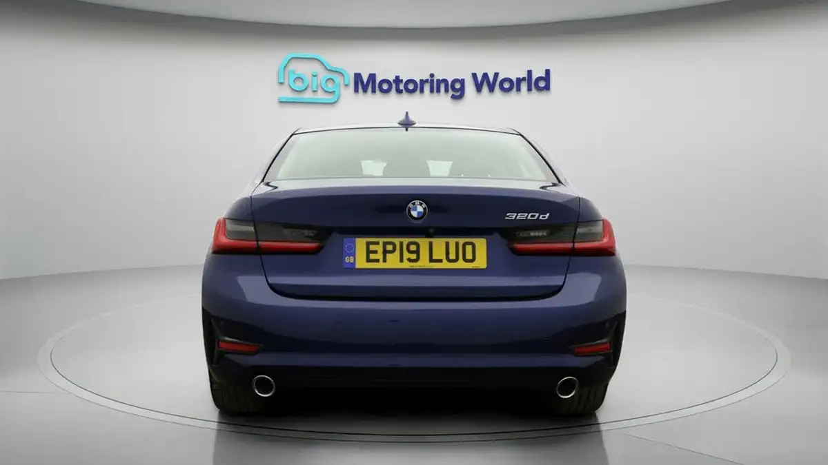 2019-bmw-3-series-20td-320d-sport-188bhp-saloon-4d-auto-big-5