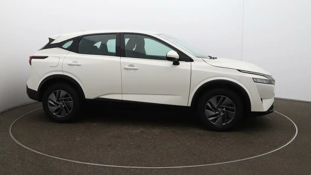 2022-nissan-qashqai-13-dig-t-acenta-premium-140ps-big-37