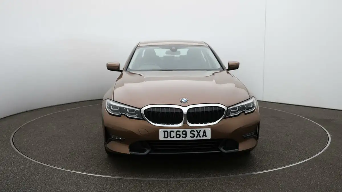 2020-bmw-3-series-20-330i-sport-saloon-4d-big-32