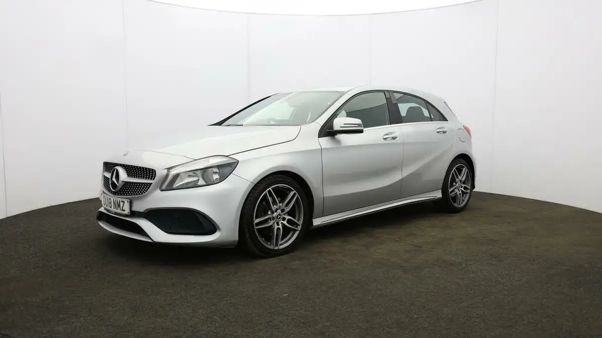 2018-mercedes-benz-a-class-16-a180-amg-line-ss-big-28