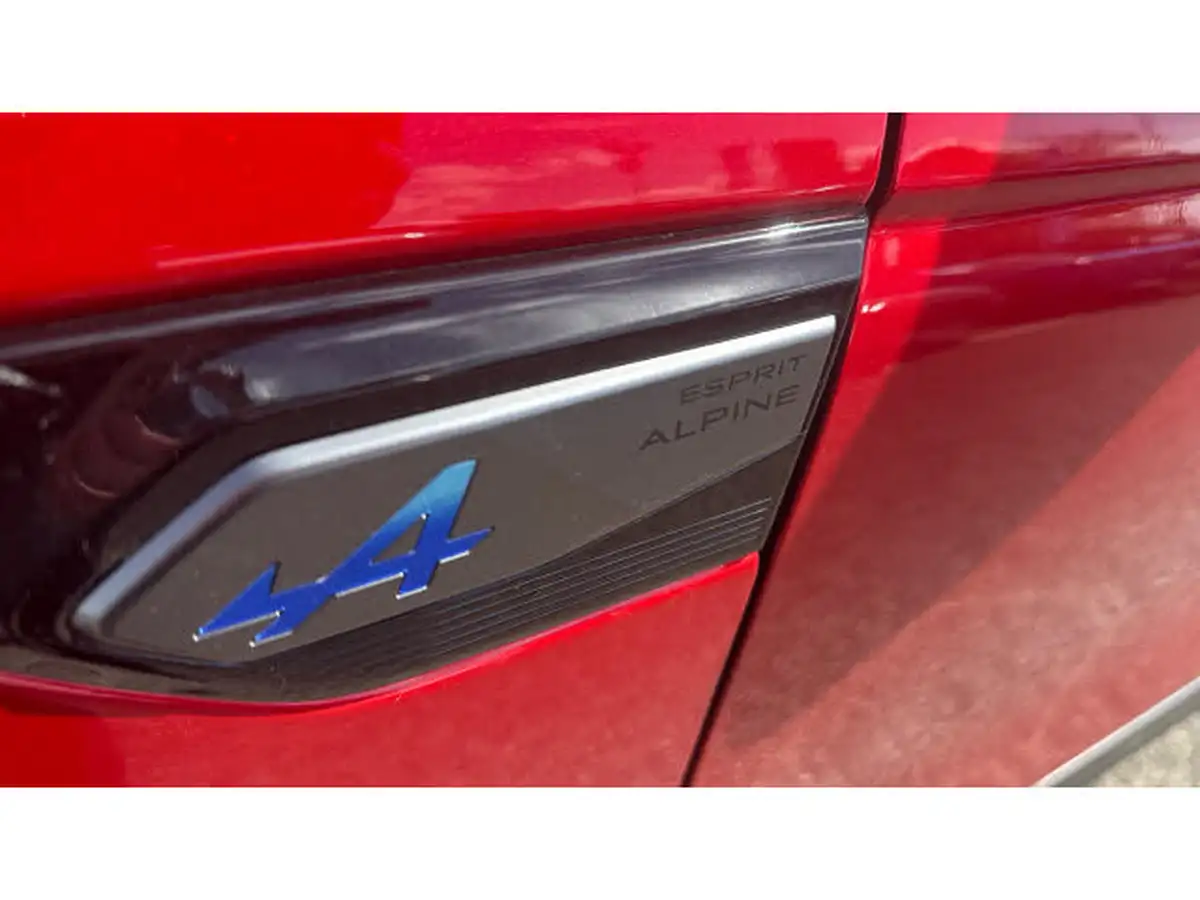 2024-renault-arkana-16-esprit-alpine-big-30