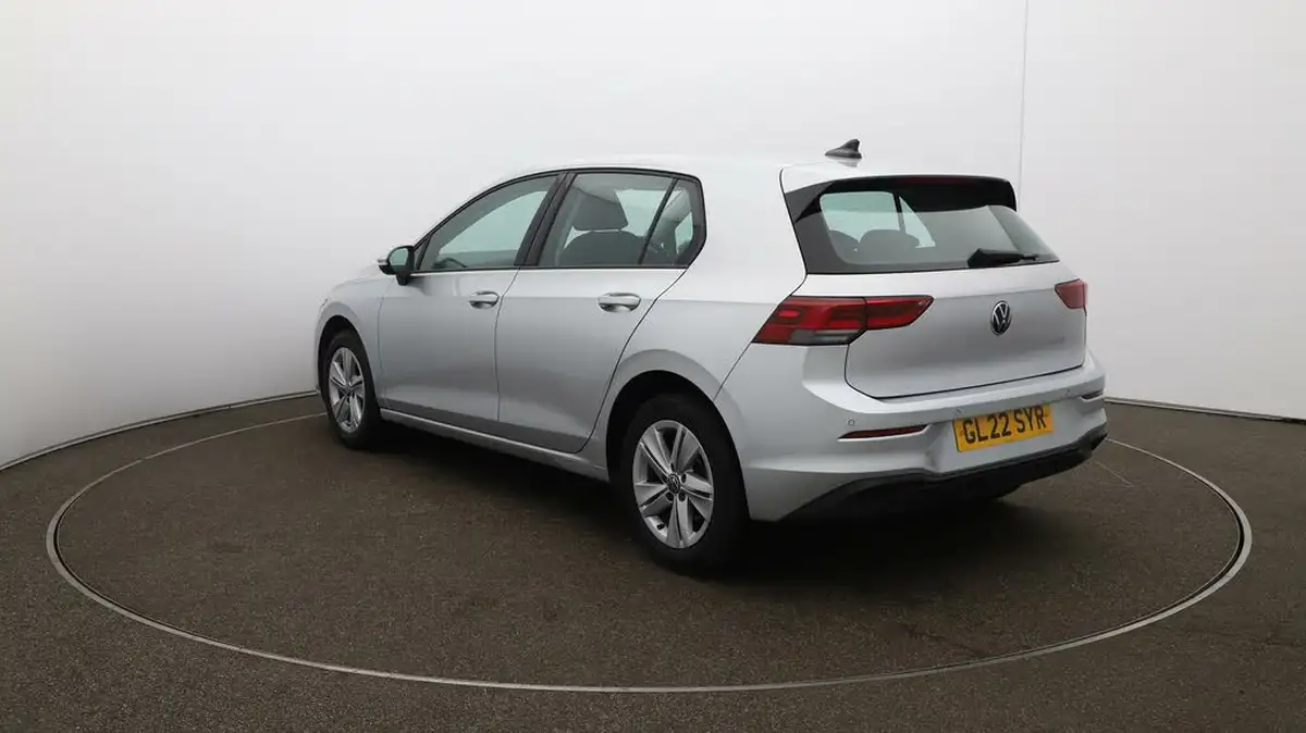 2022-volkswagen-golf-10-tsi-life-hatchback-big-53