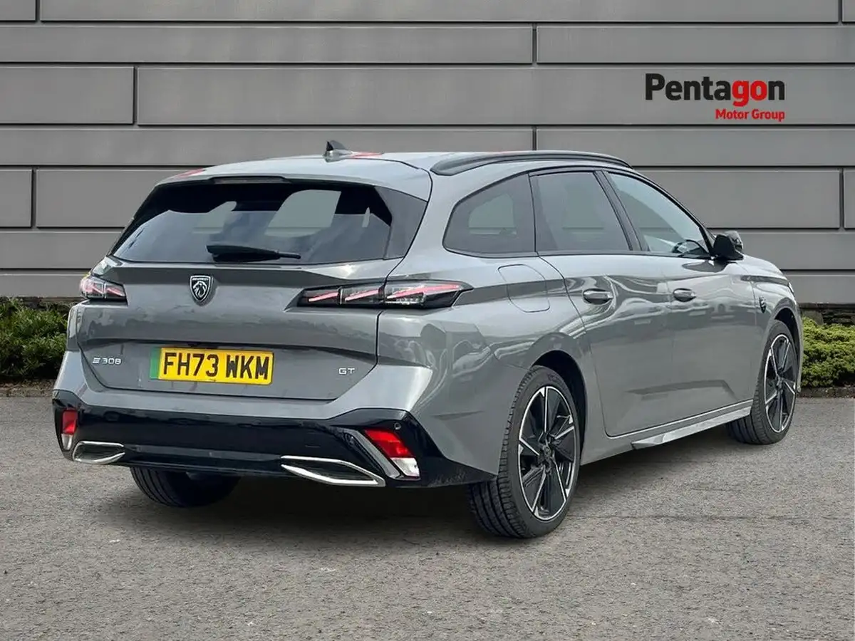 2024-peugeot-308-sw-e-gt-big-3